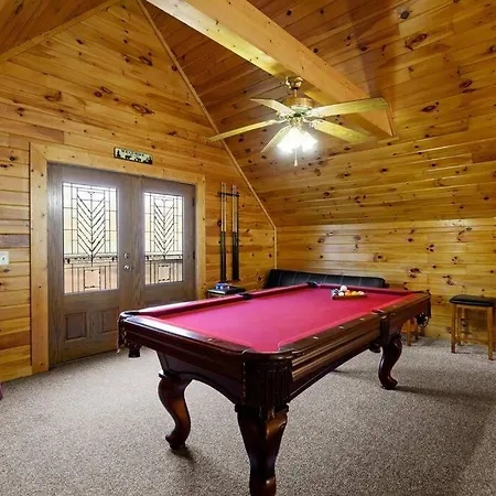 Beautiful 2 Bed Cabin With Hot Tub And Resort Pool Sevierville Extérieur photo