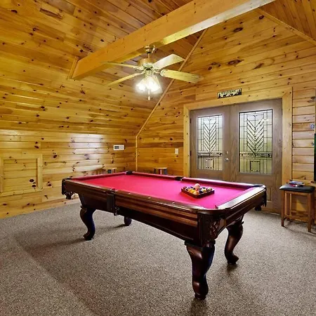Beautiful 2 Bed Cabin With Hot Tub And Resort Pool Sevierville Extérieur photo