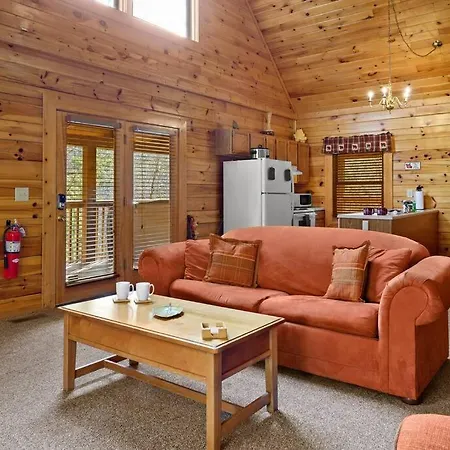 Beautiful 2 Bed Cabin With Hot Tub And Resort Pool Sevierville Extérieur photo